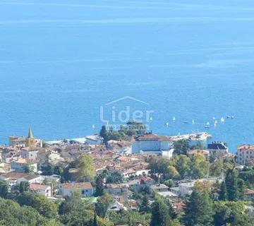 Kuća LOVRAN, 3 stana - cover