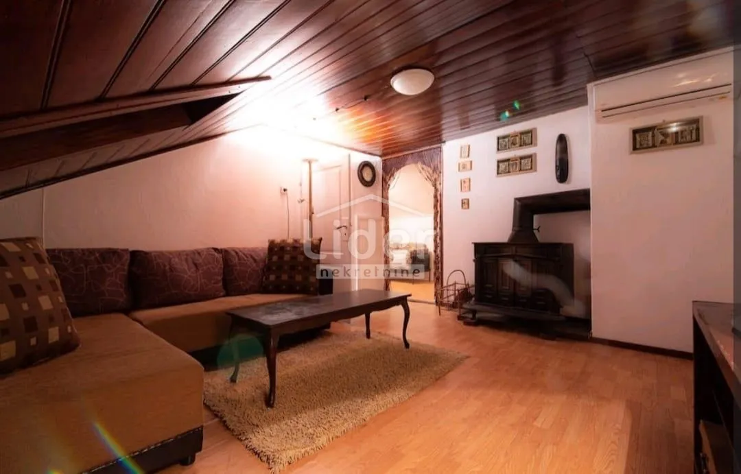 PEĆINE- stan na izvrsnoj lokaciji - cover