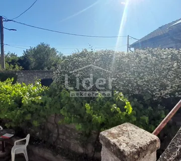 Kuća Vinodolska Općina Grižane - Grižane, Vinodolska općina