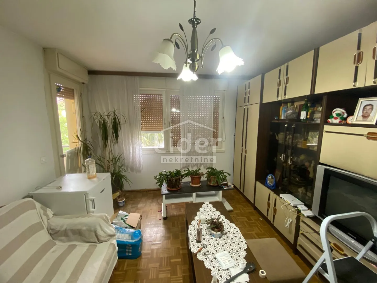 Donja Drenova - odlična lokacija, stan 2S+DB, 1.kat - cover