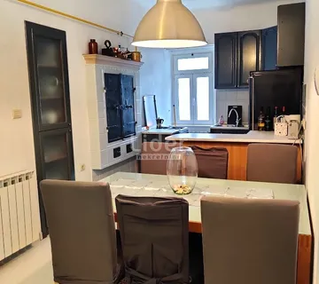 KRIMEJA Odličan stan za 3 studenta blizu kampusa - cover