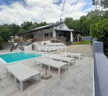Crikvenica-Vila S Bazenom Na 3km Od Mora