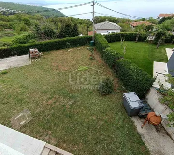 Kuća MATULJI, 4 stana - cover