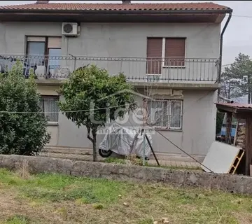 DRAŽICE - samostojeća kuća 3 stana - cover