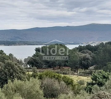 Otok Krk,krk-Građevinsko Zemljište S Pogledom Na More 1095m2