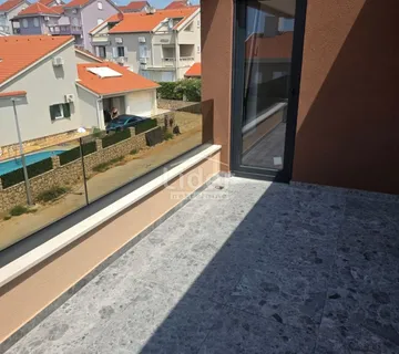 Novalja, Novogradnja, 2s+db
