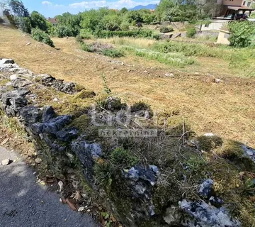 GRAĐEVINSKI TEREN VIŠKOVO 1285 m2