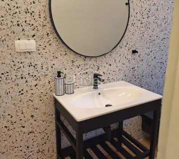Centar-2s+db,82m2 - Rijeka