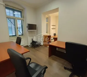 Poslovni prostor u centru grada, najam - cover