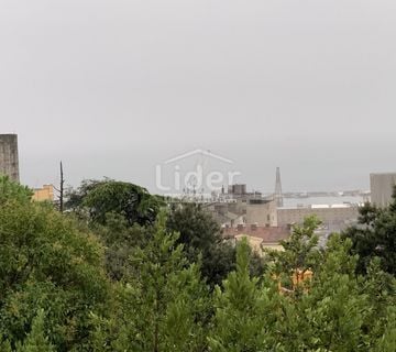 Belveder 1s+db, parking, pogled - cover