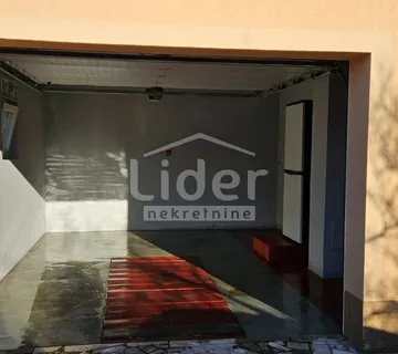 GARAŽA za najam - cover