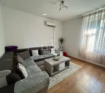 PODMURVICE-stan u blizini svih sadržaja - cover