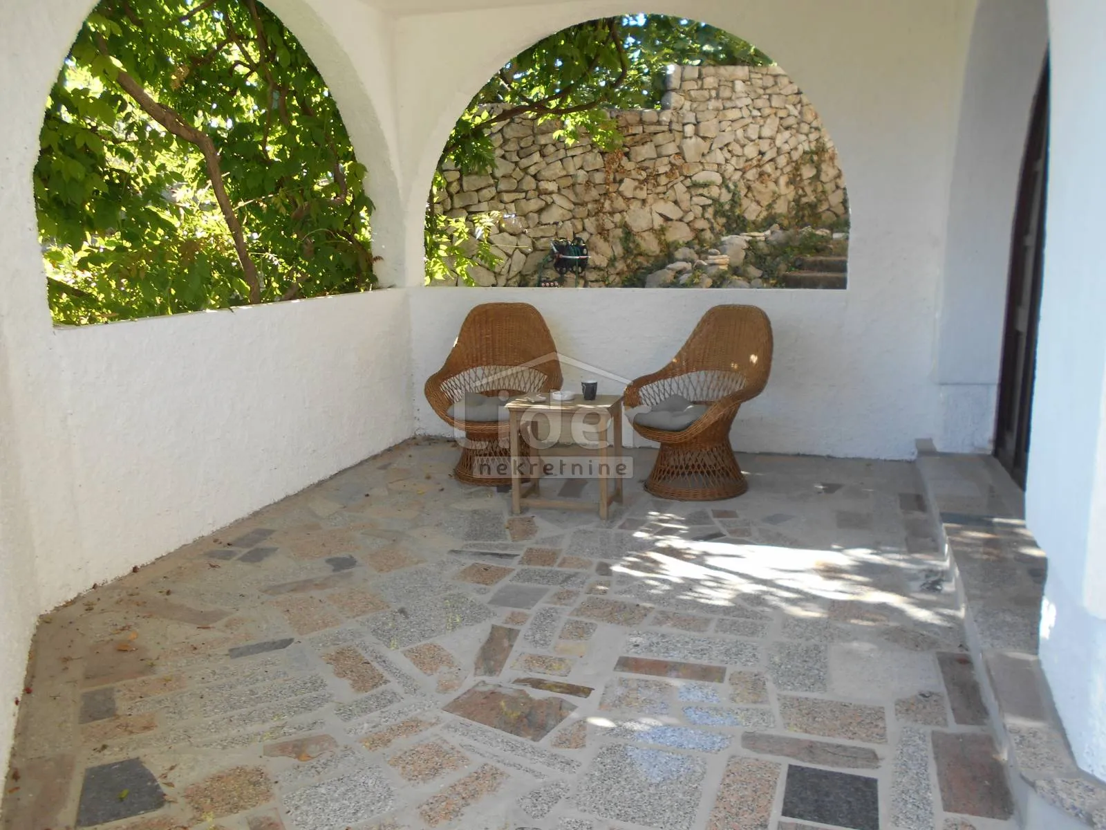 MARTINKOVAC, LIJEP JEDNOSOBAN STAN - cover