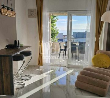 NOVALJA- NOVOUREĐENI  APARTMAN S POGLEDOM NA MORE - cover