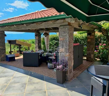 Kuća KOSTRENA, 214m2 - cover