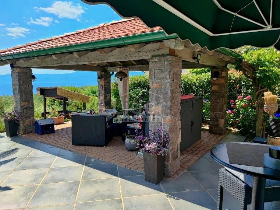 Kuća KOSTRENA, 214m2 - cover