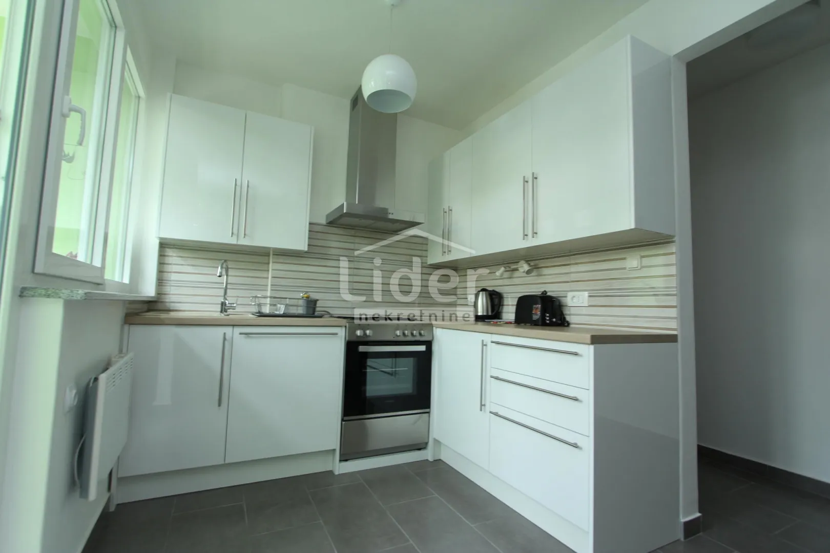 DONJA VEŽICA - 2SKL stan za najam - cover