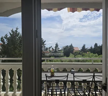 NOVALJA, 190 M OD MORA, 2S+DB - cover