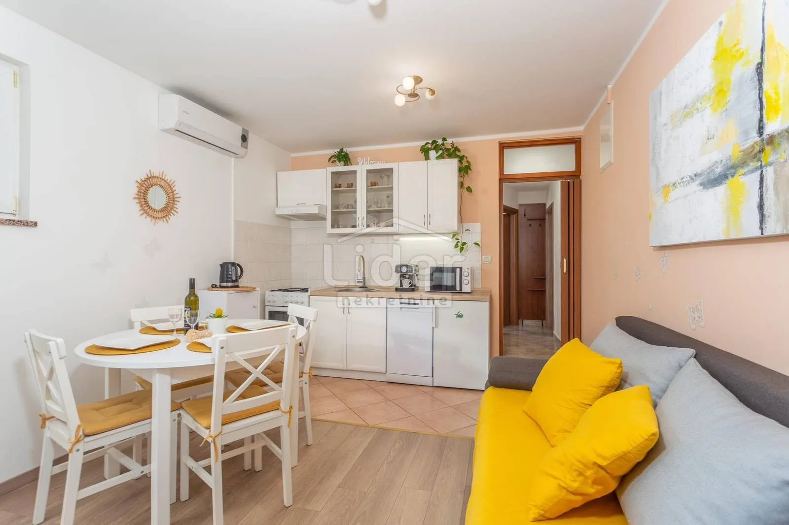 Klana, 1s+db, 40m2, terasa... - cover