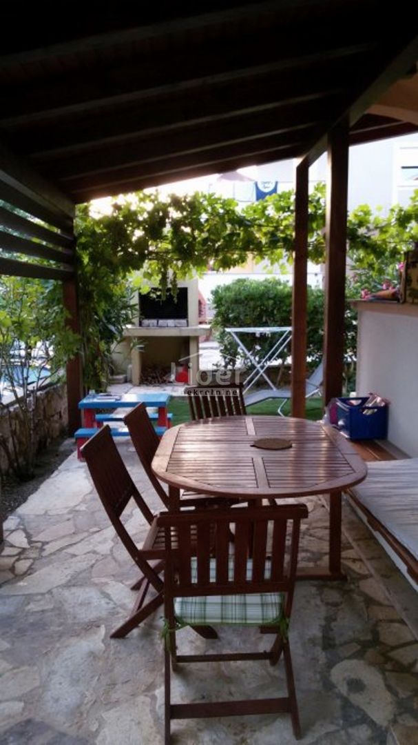 NOVALJA, 1S+DB, TERASA, VRT, PARKING - cover