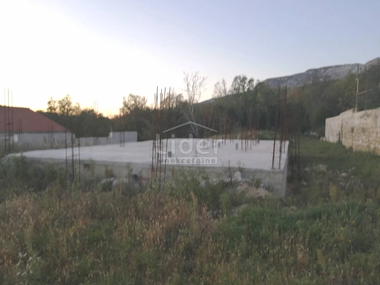 GRIŽANE Započeta gradnja s važećom građevinskom dozvolom - cover