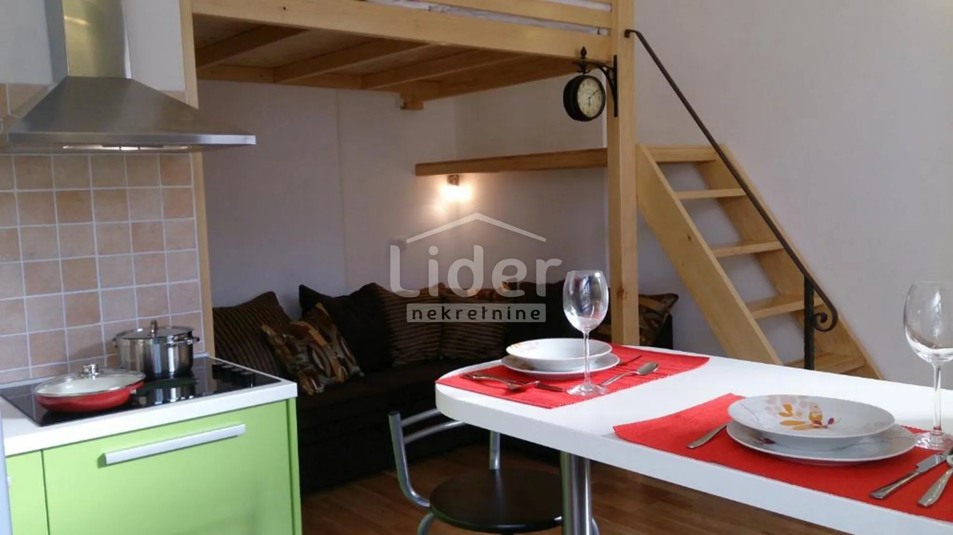 CENTAR-studio apartman - cover