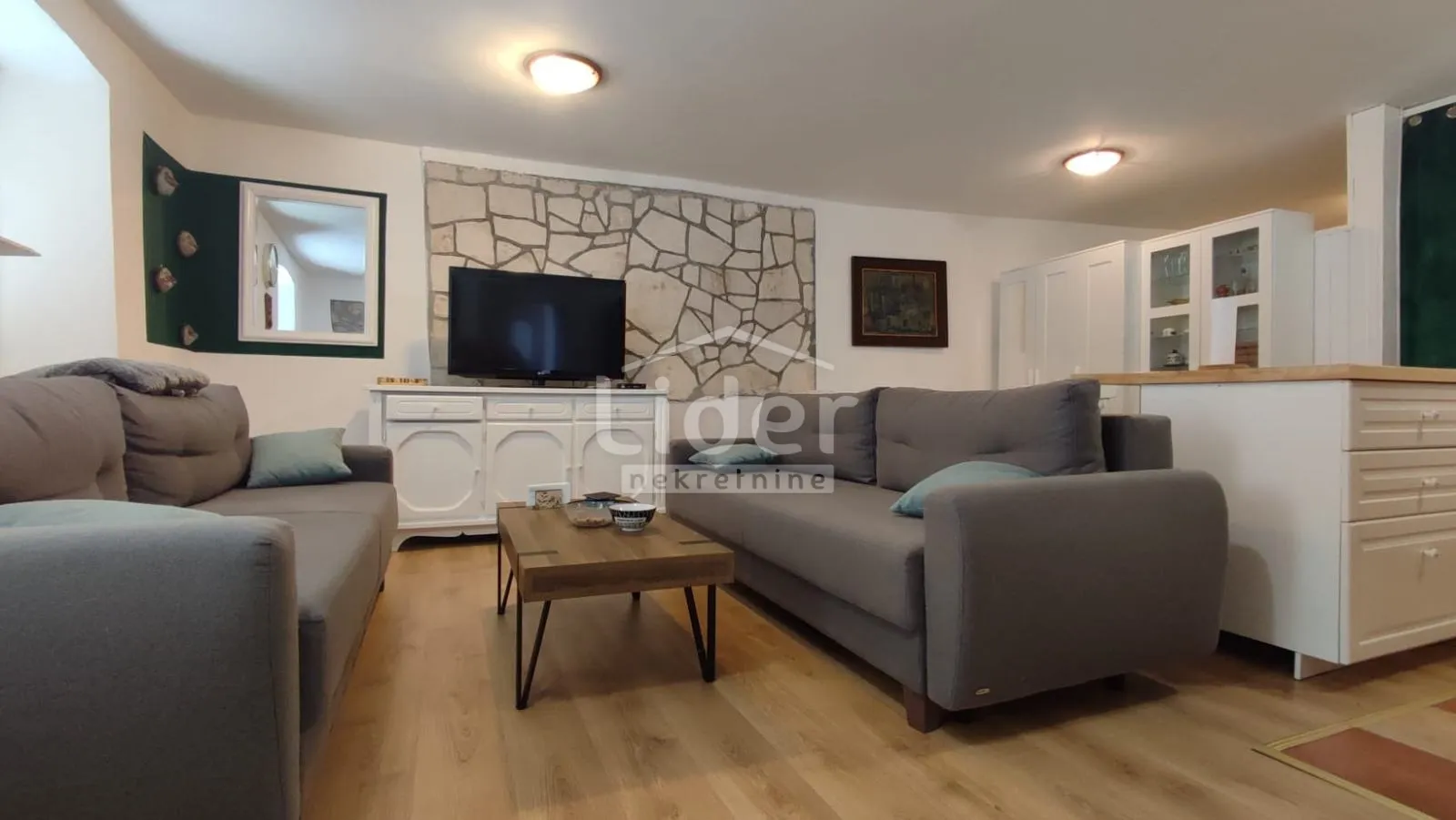 Vila: Crikvenica u centru, 360.00 m2  - cover