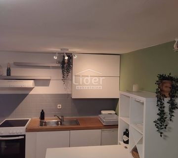 Krimeja, 88.000 EUR- 1S-STAN, NAMJEŠTEN I UREĐEN - cover