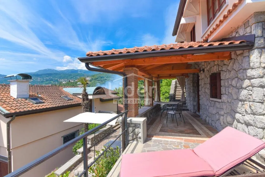 OPATIJA Garsonijera blizu plaže, terasa, 100m od mora - cover