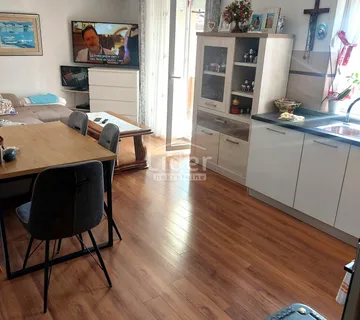 VIŠKOVO Stan s posebnim ulazom u manjem objektu, 41 m2 - cover
