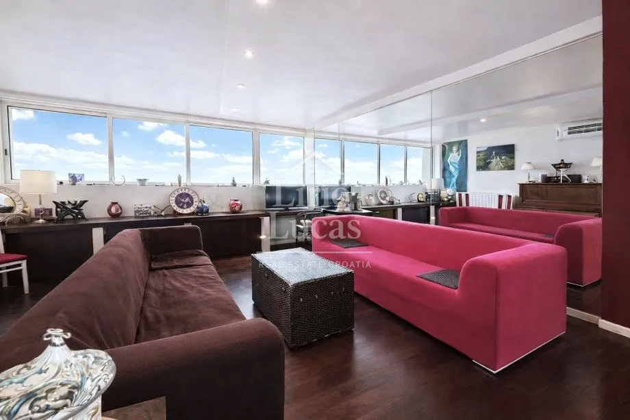 STAN 64m2 TREŠNJEVKA SJEVER - cover