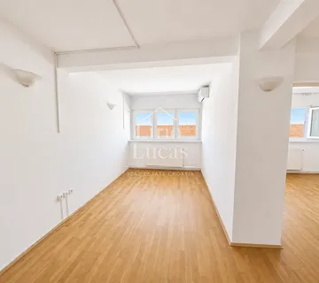STAN 79m2 ZA NAJAM U CENTRU - GUNDULIĆEVA - Zagreb