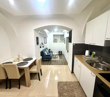 1SOBNI STAN U CENTRU 37m2 - cover