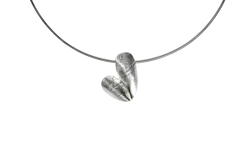 Ogrlica Val ljubavi - cover