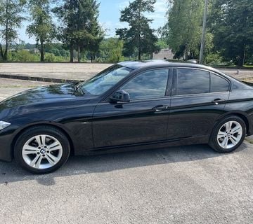 BMW 318D Sport line - cover