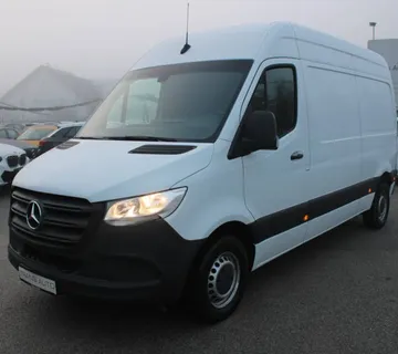 Mercedes-Benz Sprinter 311 CDi, 2021 god. - cover