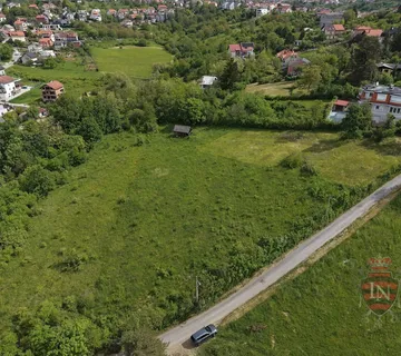 MIKULIĆI — građevinsko zemljište 702 m² | pravilan oblik, pogled i 160 €/m² - Zagreb