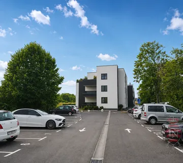 PROSTRAN I FUNKCIONALAN S LOĐOM I PARKIRNIM MJESTOM , Arena, Blato, 116,38 m2 - Zagreb