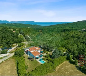 Vila u blizini mora 302 m2, Labin, Istra - cover