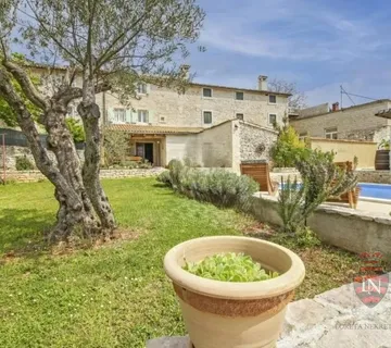 Kuća s bazenom 136 m2, Svetvinčenat, Istra - cover