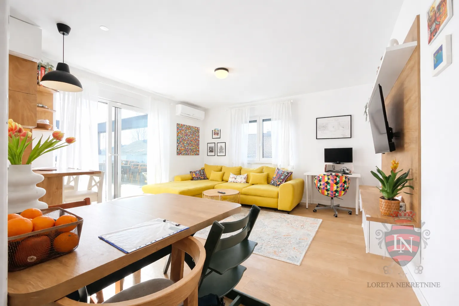 Rudeš | moderan 3-soban stan u mirnoj ulici | terasa 32,79 m² | parking + spremište - cover