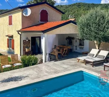 Kuća s bazenom, Lupoglav, Istra, 155 m2