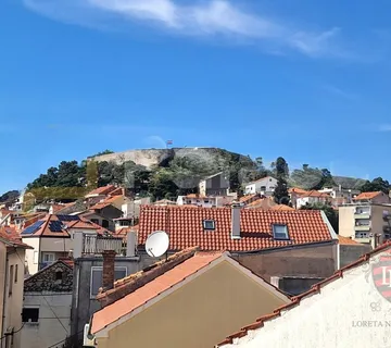 Dvoetažan stan Šibenik, 102 m2