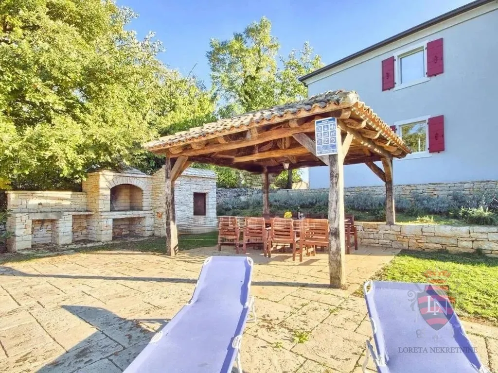 Kuća s bazenom150 m2, Poreč - cover