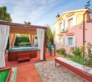 Kuća 168 m2 Umag, Istra - cover