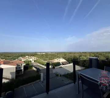 Stan Poreč 70 m2 s pogledom - cover