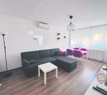 TOP PONUDA! 2S Knežija – novouređen stan, useljiv - cover