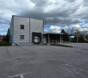 Hala 500 m2 + 1000 m2 okućnice, Jarun - cover