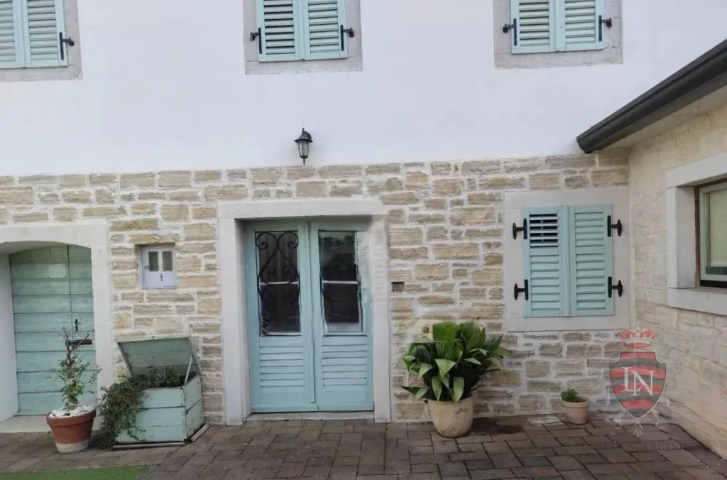 Kamena kuća 150 m2, Poreč - cover