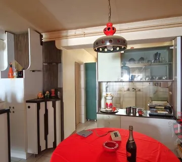 Stan u Šibeniku, 49 m2 - cover